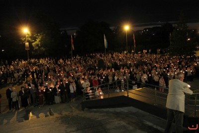 W sierpniu Mszy Świętej przewodniczył bp Jan Wątroba, a różaniec przygotowali księża i wierni z parafii Matki Bożej Królowej Polski w Matysówce i Wniebowzięcia Najświętszej Maryi Panny na Osiedlu Zalesie w Rzeszowie. fot. Andrzej Kotowicz