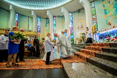 13 czerwca 2018 r. o godz 19.00 została odprawiona dziękczynna Msza Święta dziękczynna w 25 rocznicę koronacji figury Matki Bożej Fatimskiej w Katedrze Rzeszowskiej. Po Mszy Świętej odbyła się uroczysta procesja różańcowa. fot. Fotografiarzeszow