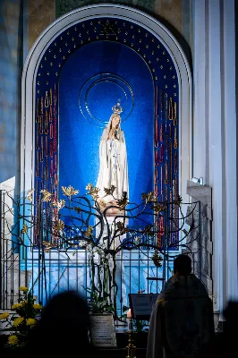 W czwartek (7 grudnia) w wigilię Niepokalanego Poczęcia NMP modliliśmy się śpiewem Akatystu ku czci Bogurodzicy. Śpiew prowadziła Katedralna Schola Liturgiczna pod dyrekcją ks. Juliana Wybrańca. Nabożeństwu przewodniczył ks. Jakub Oczkowicz.
fot. Tomasz Chrobak