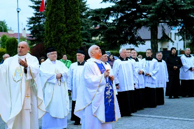 Mszy Świętej przewodniczył i homilię wygłosił ks. Mieczysław Rusin - proboszcz bazyliki archikatedralnej w Przemyślu. fot. Andrzej Kotowicz