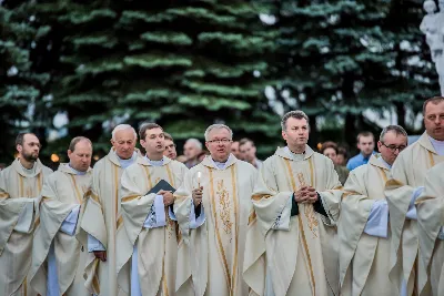 13 czerwca 2018 r. o godz 19.00 została odprawiona dziękczynna Msza Święta dziękczynna w 25 rocznicę koronacji figury Matki Bożej Fatimskiej w Katedrze Rzeszowskiej. Po Mszy Świętej odbyła się uroczysta procesja różańcowa. fot. Fotografiarzeszow