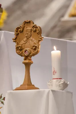 13 października 2022 r. w kościele katedralnym w Rzeszowie odbyło się ostatnie w tym roku Nabożeństwo Fatimskie. Mszy Świętej przewodniczył ks. Andrzej Szpaczyński, ojciec duchowny Wyższego Seminarium Duchownego w Rzeszowie, zaś homilię wygłosił ks. Adam Kubiś, rektor seminarium. W liturgii wzięli udział alumni rzeszowskiego seminarium. 
fot. Joanna Prasoł