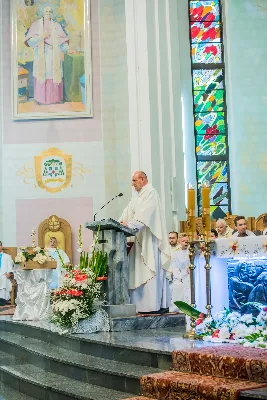 13 czerwca 2018 r. o godz 19.00 została odprawiona dziękczynna Msza Święta dziękczynna w 25 rocznicę koronacji figury Matki Bożej Fatimskiej w Katedrze Rzeszowskiej. Po Mszy Świętej odbyła się uroczysta procesja różańcowa. fot. Fotografiarzeszow