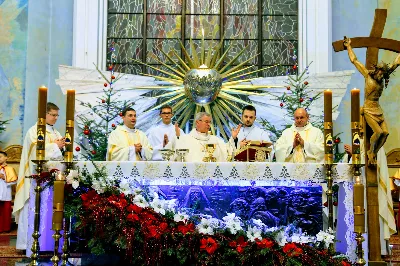 Mszy Świętej na zakończenie roku kalendarzowego i nabożeństwu dziękczynno-błagalnemu przewodniczył bp Jan Wątroba. fot. Andrzej Kotowicz