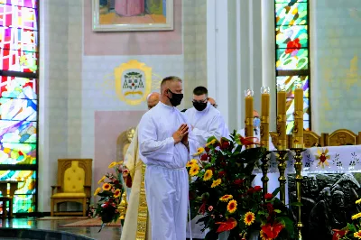 W niedzielę 7 czerwca podczas Mszy Świętej o godz. 12.00 we wspólnocie parafialnej dziękowaliśmy Panu Bogu za 60 lat kapłaństwa ks. inf. Stanisława Maca - pierwszego proboszcza i budowniczego naszej Katedry. fot. Joanna Prasoł, Andrzej Kotowicz