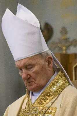 W niedzielę 7 czerwca podczas Mszy Świętej o godz. 12.00 we wspólnocie parafialnej dziękowaliśmy Panu Bogu za 60 lat kapłaństwa ks. inf. Stanisława Maca - pierwszego proboszcza i budowniczego naszej Katedry. fot. Joanna Prasoł, Andrzej Kotowicz