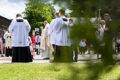 W uroczystość Najświętszego Ciała i Krwi Chrystusa Mszy Świętej w naszej Katedrze przewodniczył ks. proboszcz Krzysztof Gołąbek. Homilię wygłosił ks. Krzysztof Golas - wikariusz katedralny. Po zakończeniu liturgii wyruszyła procesja eucharystyczna do czterech ołtarzy rozmieszczonych wokół Katedry. fot. Joanna Prasoł