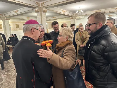 W liturgiczne wspomnienie św. Jana Apostoła (27.12) bp Jan Wątroba przewodniczył Mszy św. w katedrze rzeszowskiej. Eucharystię koncelebrowali abp Edward Nowak, bp Edward Białogłowski, bp Kazimierz Górny, a także ponad 60 kapłanów, którzy wraz z wiernymi modlili się w intencji Biskupa Rzeszowskiego z okazji jego imienin.