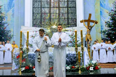 Pasterce w naszej Katedrze przewodniczył bp Jan Wątroba.  fot. Andrzej Kotowicz