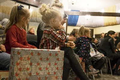 6 grudnia św. Mikołaj przybył także do naszej Katedry. Nie przyszedł z pustymi rękami. Obdarował grzeczne dzieci prezentami i porozmawiał z każdym, kto do niego podszedł. Przekazujemy pozdrowienia od św. Mikołaja dla całej parafii i obietnicę wizyty w przyszłym roku.  fot. Joanna Prasoł