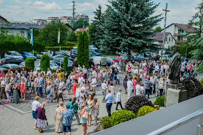 W niedzielę 3.06.2018 r. podczas Mszy Świętej o godz. 12.00 do grona chórzystów Pueri Cantores Resovienses zostało włączonych 16 chłopców.