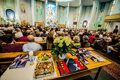 13 czerwca 2018 r. o godz 19.00 została odprawiona dziękczynna Msza Święta dziękczynna w 25 rocznicę koronacji figury Matki Bożej Fatimskiej w Katedrze Rzeszowskiej. Po Mszy Świętej odbyła się uroczysta procesja różańcowa. fot. Fotografiarzeszow