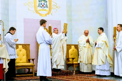 Mszy Świętej na zakończenie roku kalendarzowego i nabożeństwu dziękczynno-błagalnemu przewodniczył bp Jan Wątroba. fot. Andrzej Kotowicz