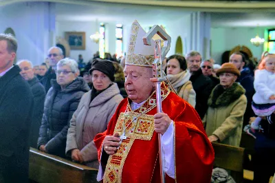 26 grudnia o godz. 12.00 Mszy Świętej w naszej Katedrze przewodniczył Ks. Bp Kazimierz Górny. Podczas Mszy Świętej śpiewał chór katedralny Pueri Cantores Resovienses. Po Mszy Świętej Ksiądz Biskup wraz z chórzystami dzielili się opłatkiem.
fot. Andrzej Kotowicz