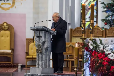 26 grudnia o godz. 12.00 Mszy Świętej w naszej Katedrze przewodniczył Ks. Bp Edward Białogłowski. Podczas Mszy Świętej śpiewał chór katedralny Pueri Cantores Resovienses. Po Mszy Świętej Ksiądz Biskup wraz z chórzystami dzielili się opłatkiem. fot. Fotografiarzeszow