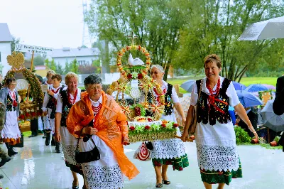 Jak co roku, w ostatnią niedzielę sierpnia w Rzeszowie odbyły się dożynki diecezjalne. Uroczystość była okazją dziękczynienia za tegoroczne plony, na które rolnicy z trudem pracowali przez cały rok. fot. Andrzej Kotowicz