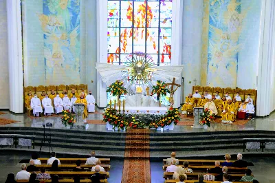 W niedzielę 7 czerwca podczas Mszy Świętej o godz. 12.00 we wspólnocie parafialnej dziękowaliśmy Panu Bogu za 60 lat kapłaństwa ks. inf. Stanisława Maca - pierwszego proboszcza i budowniczego naszej Katedry. fot. Joanna Prasoł, Andrzej Kotowicz