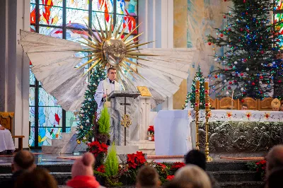 W Niedzielę Świętej Rodziny Mszy Świętej o godz. 12.00 przewodniczył bp Edward Białogłowski. Eucharystię uświetnił śpiewem kolęd Katedralny Chór Chłopięco-Męski Pueri Cantores Resovienses. fot. Paulina Lęcznar