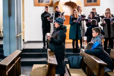 W czwartek (7 grudnia) w wigilię Niepokalanego Poczęcia NMP modliliśmy się śpiewem Akatystu ku czci Bogurodzicy. Śpiew prowadziła Katedralna Schola Liturgiczna pod dyrekcją ks. Juliana Wybrańca. Nabożeństwu przewodniczył ks. Jakub Oczkowicz.
fot. Tomasz Chrobak