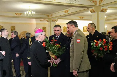 27 grudnia 2017 r. o godz. 18.00 w Katedrze odbyła się Msza Święta w intencji biskupa rzeszowskiego Jana Wątroby z okazji imienin. fot. Andrzej Kotowicz