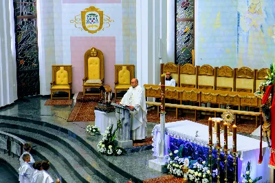 Mszy Świętej przewodniczył i homilię wygłosił ks. Mieczysław Rusin - proboszcz bazyliki archikatedralnej w Przemyślu. fot. Andrzej Kotowicz