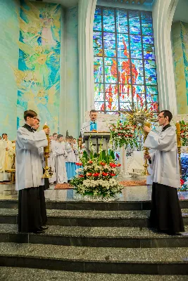 13 czerwca 2018 r. o godz 19.00 została odprawiona dziękczynna Msza Święta dziękczynna w 25 rocznicę koronacji figury Matki Bożej Fatimskiej w Katedrze Rzeszowskiej. Po Mszy Świętej odbyła się uroczysta procesja różańcowa. fot. Fotografiarzeszow