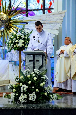 Mszy Świętej przewodniczył ks. Jerzy Buczek. Homilię wygłosił ks. Tomasz Bać. Śpiew prowadził chór Alba Cantans, którym dyrygowała Kornelia Ignas.