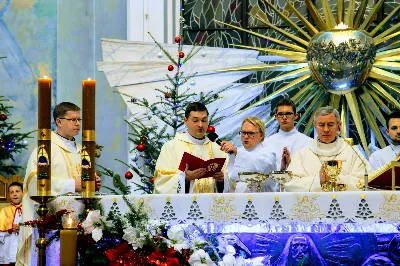 Mszy Świętej na zakończenie roku kalendarzowego i nabożeństwu dziękczynno-błagalnemu przewodniczył bp Jan Wątroba. fot. Andrzej Kotowicz