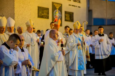 13 czerwca 2018 r. o godz 19.00 została odprawiona dziękczynna Msza Święta dziękczynna w 25 rocznicę koronacji figury Matki Bożej Fatimskiej w Katedrze Rzeszowskiej. Po Mszy Świętej odbyła się uroczysta procesja różańcowa. fot. Fotografiarzeszow