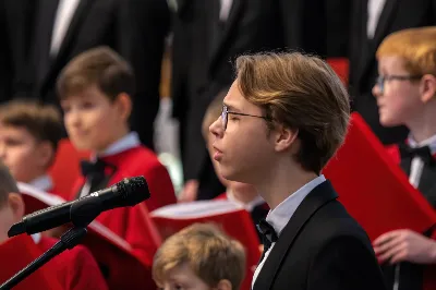 W niedzielę 7 czerwca podczas Mszy Świętej o godz. 12.00 we wspólnocie parafialnej dziękowaliśmy Panu Bogu za 60 lat kapłaństwa ks. inf. Stanisława Maca - pierwszego proboszcza i budowniczego naszej Katedry. fot. Joanna Prasoł, Andrzej Kotowicz