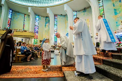 13 czerwca 2018 r. o godz 19.00 została odprawiona dziękczynna Msza Święta dziękczynna w 25 rocznicę koronacji figury Matki Bożej Fatimskiej w Katedrze Rzeszowskiej. Po Mszy Świętej odbyła się uroczysta procesja różańcowa. fot. Fotografiarzeszow