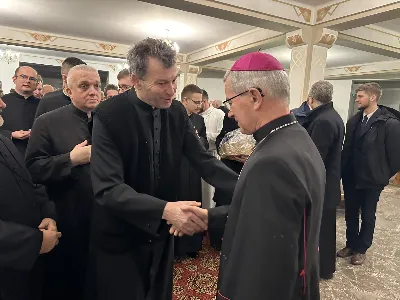 W liturgiczne wspomnienie św. Jana Apostoła (27.12) bp Jan Wątroba przewodniczył Mszy św. w katedrze rzeszowskiej. Eucharystię koncelebrowali abp Edward Nowak, bp Edward Białogłowski, bp Kazimierz Górny, a także ponad 60 kapłanów, którzy wraz z wiernymi modlili się w intencji Biskupa Rzeszowskiego z okazji jego imienin.