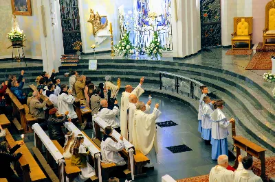 Mszy Świętej przewodniczył i homilię wygłosił ks. Mieczysław Rusin - proboszcz bazyliki archikatedralnej w Przemyślu. fot. Andrzej Kotowicz