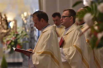 W czwartek, 24 kwietnia w Katedrze Rzeszowskiej bp Jan Wątroba odprawił Mszę św. w intencji zmarłego w Poniedziałek Wielkanocny papieża Franciszka.
fot. ks. Jakub Oczkowicz