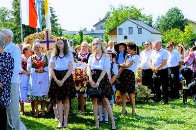 W niedzielę 25.08.2019 r. przy Katedrze Rzeszowskiej odbyły się Dożynki Diecezjalne. Do Parku Papieskiego przyjechało 73 delegacje z wieńcami dożynkowymi. fot. Andrzej Kotowicz