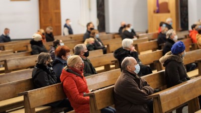 W niedzielę (28 lutego) przeżywaliśmy w naszej parafii Wizytację Kanoniczną, którą przeprowadził bp Edward Białogłowski. Przywitanie Księdza Biskupa i prezentacja parafii odbyła się w sobotę 27 lutego na Mszy Świętej o godz. 18.00.