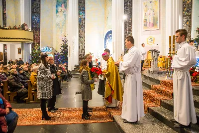 Pasterce w naszej Katedrze przewodniczył bp Jan Wątroba. Czuwanie przed Pasterką prowadziła młodzież naszej parafii. fot. Fotografiarzeszow