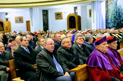 27 grudnia 2017 r. o godz. 18.00 w Katedrze odbyła się Msza Święta w intencji biskupa rzeszowskiego Jana Wątroby z okazji imienin. fot. Andrzej Kotowicz
