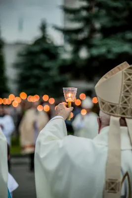 13 czerwca 2018 r. o godz 19.00 została odprawiona dziękczynna Msza Święta dziękczynna w 25 rocznicę koronacji figury Matki Bożej Fatimskiej w Katedrze Rzeszowskiej. Po Mszy Świętej odbyła się uroczysta procesja różańcowa. fot. Fotografiarzeszow