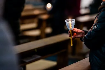 W czwartek (7 grudnia) w wigilię Niepokalanego Poczęcia NMP modliliśmy się śpiewem Akatystu ku czci Bogurodzicy. Śpiew prowadziła Katedralna Schola Liturgiczna pod dyrekcją ks. Juliana Wybrańca. Nabożeństwu przewodniczył ks. Jakub Oczkowicz.
fot. Tomasz Chrobak