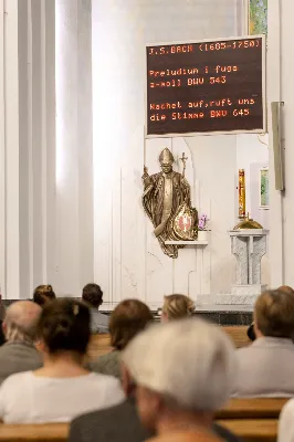 W niedzielę 17 lipca 2022 r. odbył się pierwszy z koncertów w ramach Podkarpackiego Festiwalu Organowego. Wystąpiła słynna czeska organistka Michaela Káčerková. Organizatorem festiwalu jest Fundacja Promocji Kultury i Sztuki ARS PRO ARTE oraz Katedra Rzeszowska.
fot. Joanna Prasoł