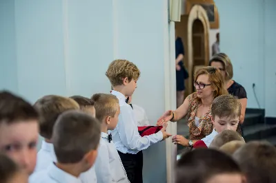 W niedzielę 3.06.2018 r. podczas Mszy Świętej o godz. 12.00 do grona chórzystów Pueri Cantores Resovienses zostało włączonych 16 chłopców.