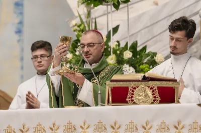 W niedzielę (25 września) w Katedrze gościliśmy ks. bpa Krzysztofa Kudławca, byłego wikariusza naszej parafii, a obecnie posługującego w Ekwadorze.
fot. Joanna Prasoł