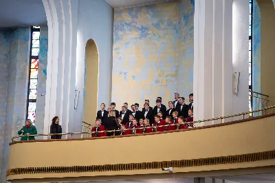 W piątek 8 czerwca obchodziliśmy Uroczystość Najświętszego Serca Pana Jezusa. Jest to nasze święto patronalne złączone z możliwością zyskania odpustu zupełnego. Uroczystej sumie odpustowej przewodniczył bp Kazimierz Górny. Kaznodzieją odpustowym był ks. Mieczysław Lignowski. fot. Joanna Prasoł