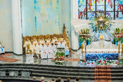 13 czerwca 2018 r. o godz 19.00 została odprawiona dziękczynna Msza Święta dziękczynna w 25 rocznicę koronacji figury Matki Bożej Fatimskiej w Katedrze Rzeszowskiej. Po Mszy Świętej odbyła się uroczysta procesja różańcowa. fot. Fotografiarzeszow