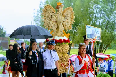 Jak co roku, w ostatnią niedzielę sierpnia w Rzeszowie odbyły się dożynki diecezjalne. Uroczystość była okazją dziękczynienia za tegoroczne plony, na które rolnicy z trudem pracowali przez cały rok. fot. Andrzej Kotowicz