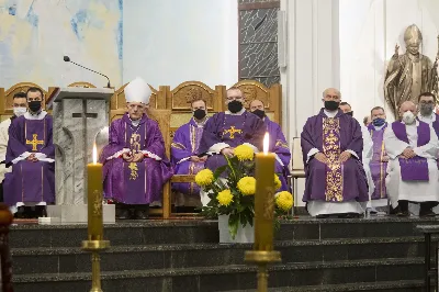 W środę 4 listopada o godz. 15.00 miała miejsce eksporta śp. ks. inf. Stanisława Maca. Mszy Świętej przewodniczył bp Stanisław Jamrozek, homilię wygłosił ks. Marek Pieńkowski.