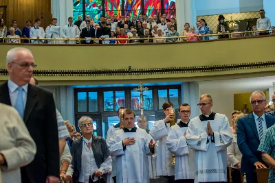 13 czerwca 2018 r. o godz 19.00 została odprawiona dziękczynna Msza Święta dziękczynna w 25 rocznicę koronacji figury Matki Bożej Fatimskiej w Katedrze Rzeszowskiej. Po Mszy Świętej odbyła się uroczysta procesja różańcowa. fot. Fotografiarzeszow