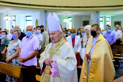 W niedzielę 7 czerwca podczas Mszy Świętej o godz. 12.00 we wspólnocie parafialnej dziękowaliśmy Panu Bogu za 60 lat kapłaństwa ks. inf. Stanisława Maca - pierwszego proboszcza i budowniczego naszej Katedry. fot. Joanna Prasoł, Andrzej Kotowicz