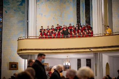 W poniedziałek 27 grudnia 2021 r. w naszej Katedrze duchowni i świeccy modlili się w intencji bpa Jana Wątroby w dniu imienin.  fot. Paulina Lęcznar